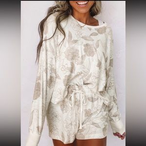 Floral Lounge Set